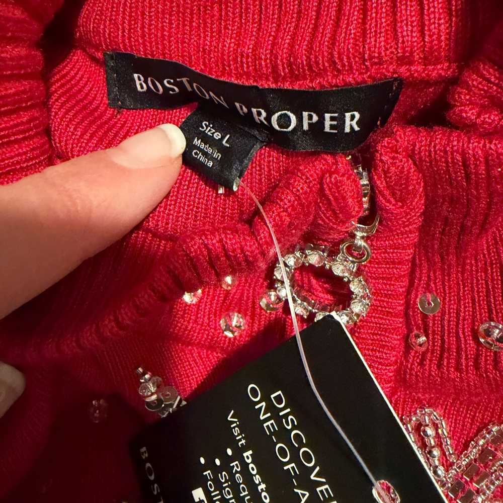 NWT Boston Proper Red Knit Sweater with Beaded Snowflake Size Large - Picture 5 of 5